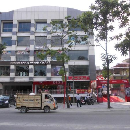 Hotel Central Park สิริกุรี ภายนอก รูปภาพ