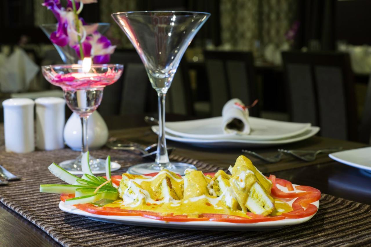 Hotel Central Park สิริกุรี ภายนอก รูปภาพ
